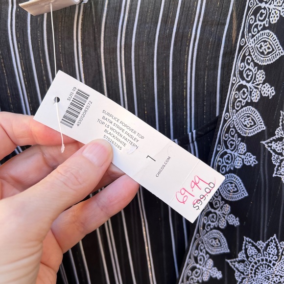 👗Chico’sElegant Black and white Women's Top - Picture 5 of 9